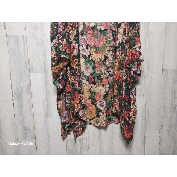 Billabong One Size Lace Back Floral Open Front Kimono - Picture 2 of 5
